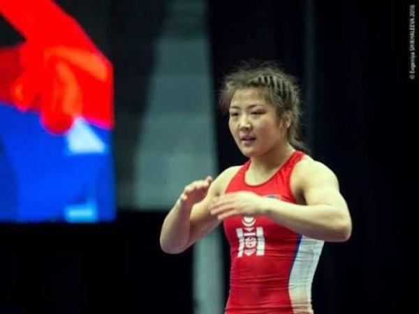 П.Орхон, Э.Дэлгэрмаа, З.Болортунгалаг нар өнөөдөр барилдана