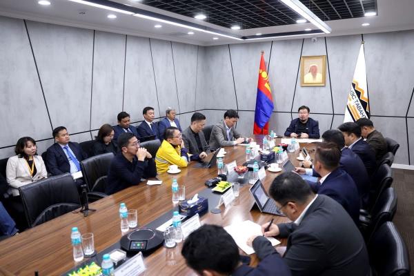 &ldquo;Эрдэнэс Тавантолгой&rdquo; ХК есдүгээр сард 3,2 сая тонн нүүрс экспортолсон нь бүх цаг үеийн хамгийн өндөр үзүүлэлт болжээ