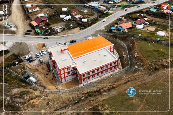 Чингэлтэй дүүрэгт онцгой байдлын хэлтсийн салбар ангийн барилгын ажлыг улсын комисст хүлээлгэн өглөө
