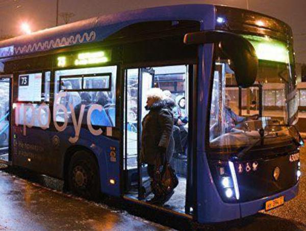 Гурван чиглэлд шөнийн автобус үйлчилж байна