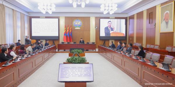 Эрүүгийн хэрэг хянан шийдвэрлэх тухай хуульд нэмэлт, өөрчлөлт оруулах тухай хуулийн төслийг хэлэлцэв