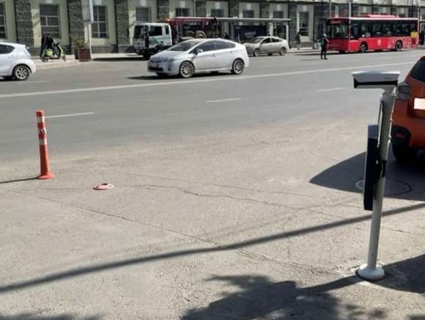 Нийтийн эрх ашгийг хамгаалах зорилгоор зөвшөөрөлгүй байгуулсан тээврийн хэрэгслийн зогсоолын үйл ажиллагааг зогсоожээ