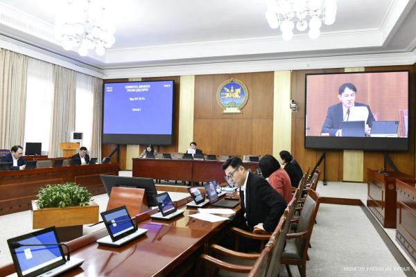 “Засгийн газарт чиглэл өгөх тухай” Байнгын хорооны тогтоолын төслийг хэлэлцэв