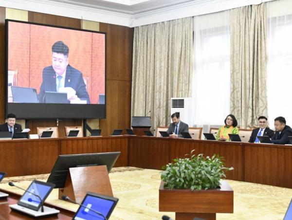 ТББХ: Намрын ээлжит чуулганаар хэлэлцэх асуудлын жагсаалтад ороогүй хууль, тогтоолын төслүүдийг чуулганаар хэлэлцүүлэх эсэх асуудлыг шийдвэрлэв