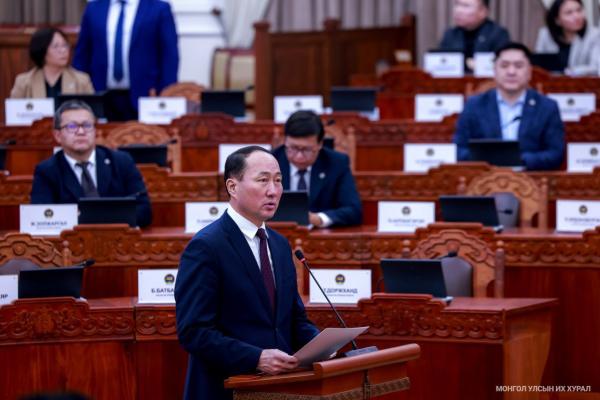 Ж.Энхбаярыг ЭЗХ-ийн сайдаар, М.Бадамсүрэнг ХХААХҮ-ийн сайдаар томиллоо