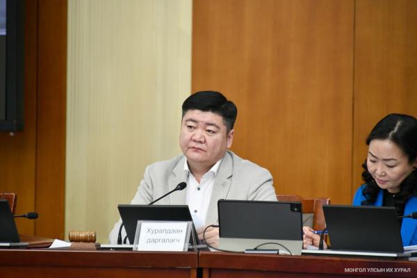 ТББХ: Л.Өлзийсайханыг УИХ-ын Ерөнхий нарийн бичгийн даргаар томилохыг дэмжлээ