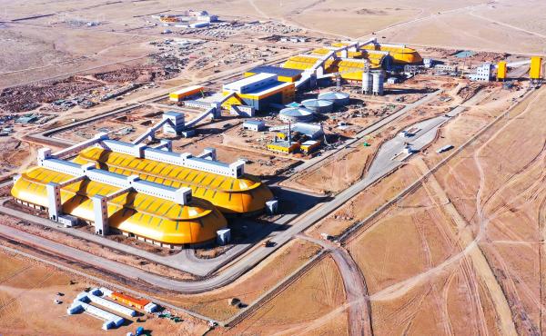 Анх удаа баяжуулсан сул коксжих нүүрс арилжлаа