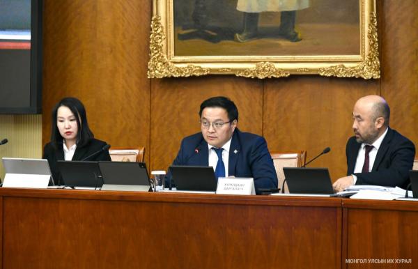 ЭЗБХ: Монгол Улсыг 2026-2030 онд хөгжүүлэх таван жилийн үндсэн чиглэлийн төслийн анхны хэлэлцүүлгийг хийлээ