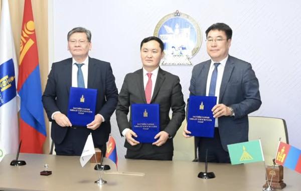 АЗИЙН ЗАГВАР БАЙГУУЛЛАГА ТӨЛӨВШҮҮЛЭХ ТӨСЛИЙН ГУРВАН ТАЛТ ГЭРЭЭНД ГАРЫН ҮСЭГ ЗУРЛАА