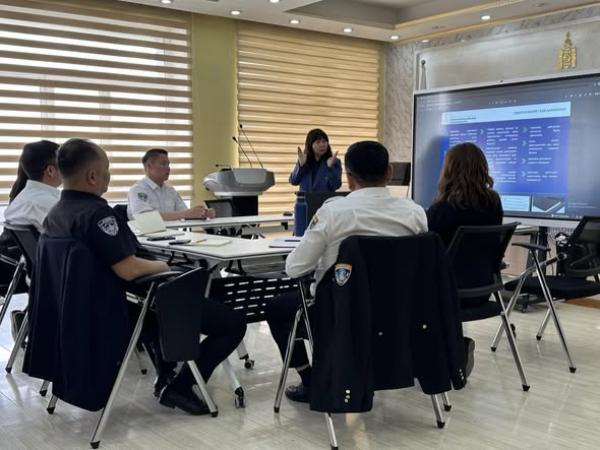 ЗАСГИЙН ГАЗРЫН ХЭРЭГЖҮҮЛЭГЧ АГЕНТЛАГ ГАДААДЫН ИРГЭН, ХАРЬЯАТЫН ГАЗРЫН АЛБАН ХААГЧДАД СУРГАЛТ ЗОХИОН БАЙГУУЛЛАА