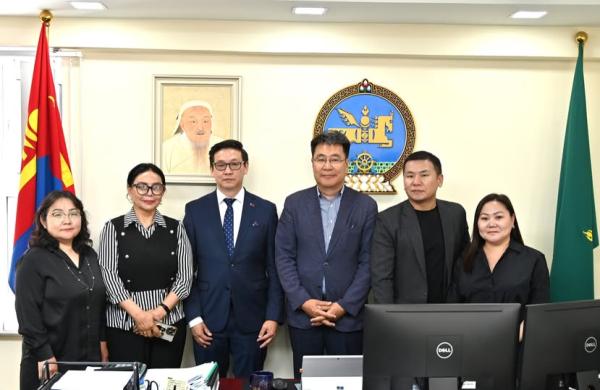 &ldquo;ХИЛИЙН ЧАНАД ДАХЬ МОНГОЛЧУУДЫН ЗӨВЛӨЛ НҮТББ&rdquo; &ndash;ТАЙ БАЙГУУЛСАН САНАМЖ БИЧГИЙН ХҮРЭЭНД ХИЙСЭН АЖЛУУДАА ДҮГНЭЛЭЭ