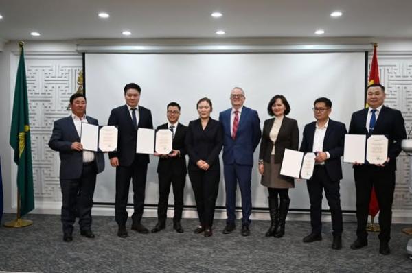 СҮХБААТАР, ЧИНГЭЛТЭЙ ДҮҮРГИЙН НИЙГМИЙН ДААТГАЛЫН ГАЗРУУД “АЗИЙН ЗАГВАР БАЙГУУЛЛАГА”-ЫН ГЭРЧИЛГЭЭ ГАРДАН АВЛАА