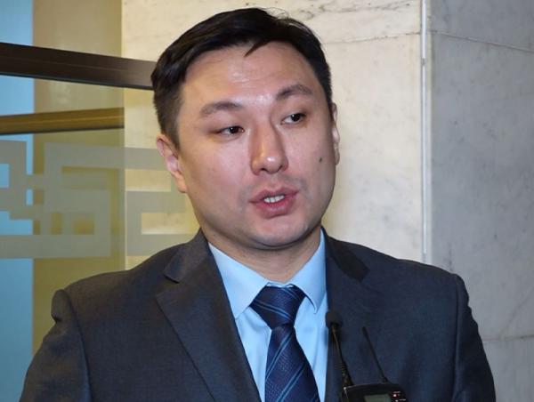 Ч.Хишигдалай: Арванхоёрдугаар сард 83 мянган тонн АИ-92 автобензин импортоор хэрэглэнэ