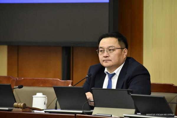 ЭЗБХ: Оюу толгойн асуудлаарх нээлттэй сонсголын мөрөөр авч хэрэгжүүлэх арга хэмжээний талаарх УИХ-ын тогтоолын төслийг хэлэлцэв