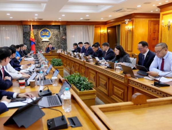 Иргэн, ААН-дийн татварын ачааллыг 2.6 их наяд төгрөгөөр бууруулах Татварын багц хуулийн төслийг УИХ-д өргөн барихаар тогтлоо