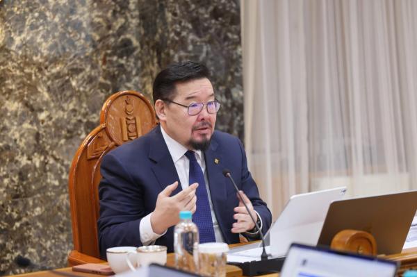 Импортыг орлох үйлдвэрлэл, уул уурхайн бус экспортыг нэмэгдүүлэхийг дэмжинэ