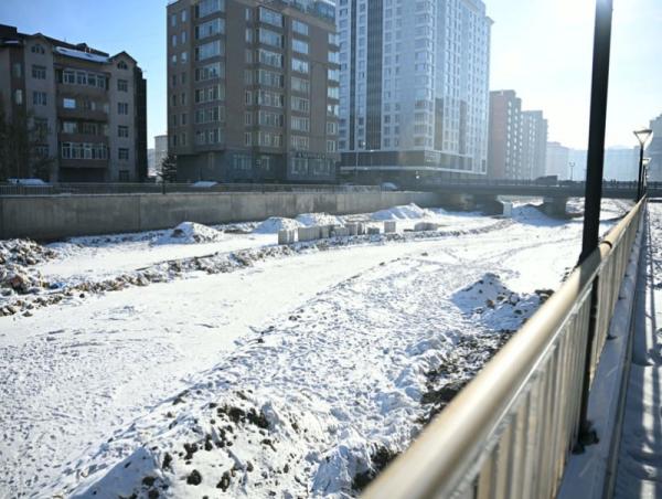 Сэлбэ голын явган зам болон бусад тохижилтын ажил 50 хувийн гүйцэтгэлтэй байна