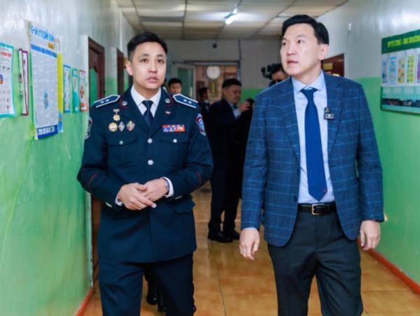 Н.Учрал: Хохирсон хүүхдэд хамгийн түрүүнд хаалгаа нээдэг Түр хамгаалах байруудыг шинэчилж, жишиг стандарттай болгоно