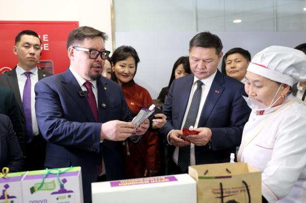 Г.Занданшатар: Эх оронч худалдан авалт бүр улсынхаа эдийн засгийг урагшлуулж байдаг