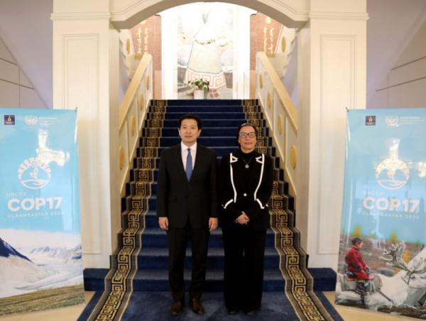 Цөлжилттэй тэмцэх тухай НҮБ-ын конвенцын Гүйцэтгэх нарийн бичгийн дарга Ясмин Фоуадтай уулзав