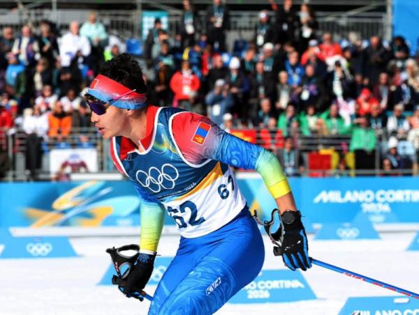 Б.Ачбадрах 55 дугаарт орлоо