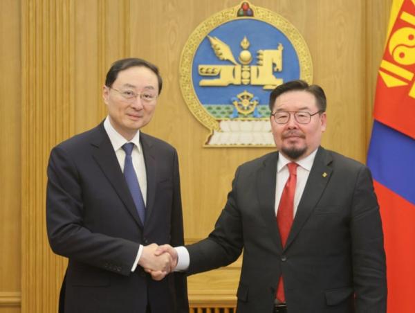 БНХАУ-ын Гадаад хэргийн дэд сайд Сүнь Вэйдун Ерөнхий сайд Г.Занданшатарт бараалхав