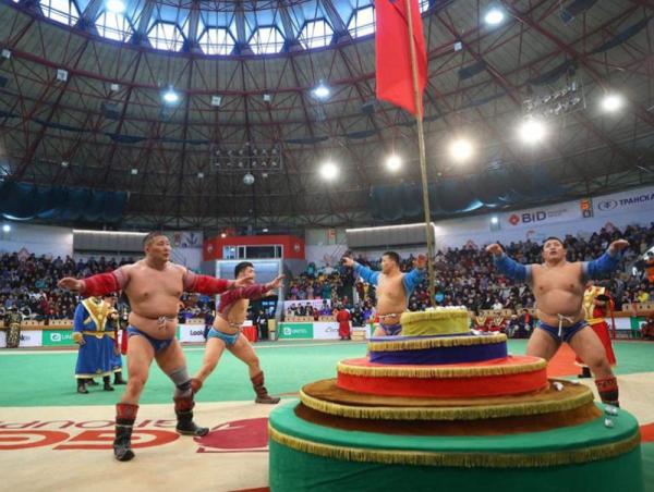 &ldquo;Эх орончдын өдөр&rdquo;-т зориулсан улс, аймаг, цэрэг, сумын цолтой 256 бөхийн барилдаан болно