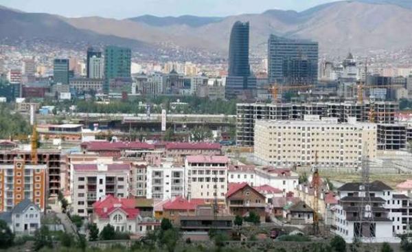 Нийслэлийн нутаг дэвсгэрт эзэмшиж буй газрыг өмчлүүлэх ажлыг хуваарийн дагуу дүүрэг бүрд зохион байгуулна