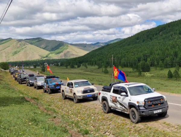 Монгол, Хятад, Орос гурван улсыг дамнасан "Цайны замын авто ралли" эхэллээ